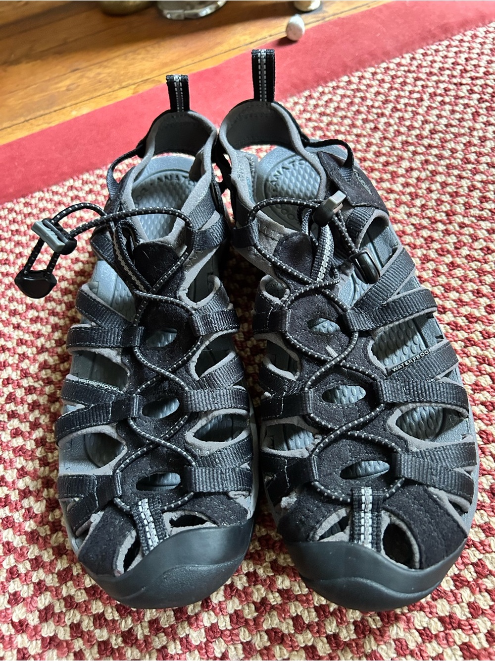 Keen Women's Black Sport Sandals with Bungee Lacing